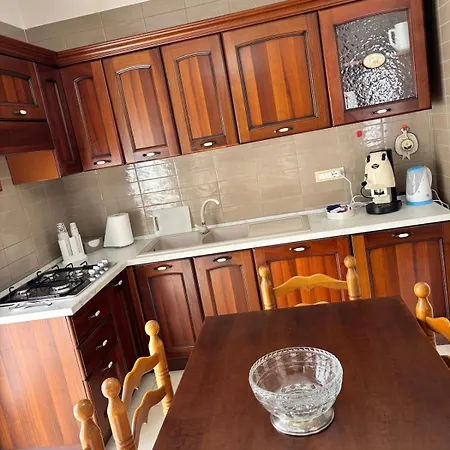 Le Di Rosa E Antonio